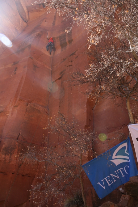 Zion Woman. Сегодня стартовали первые две команды спортсменов (Альпинизм, zion women climbing fest)