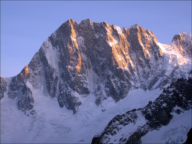 Шамони - 3 маршрута за неделю (Альпинизм, frendo spur, fill a plomb, ginat, chamonix)