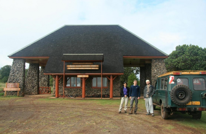 Гора Кения (Путешествие в колыбель Обамы - 3, Горный туризм, абердаре, батиан, африка)