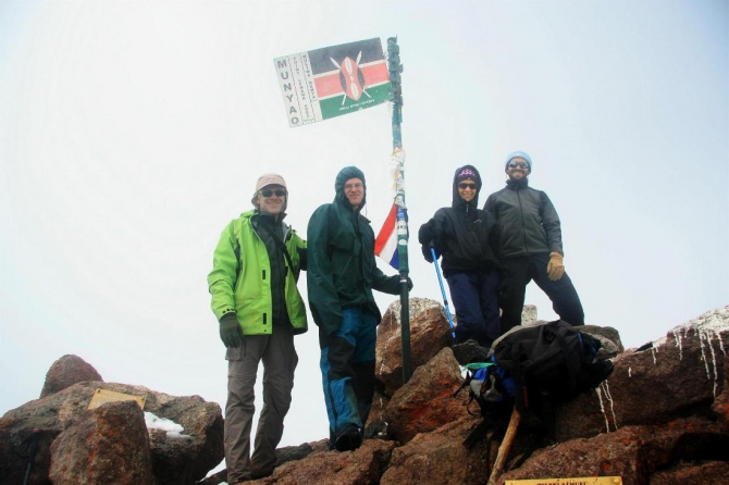 Гора Кения (Путешествие в колыбель Обамы - 3, Горный туризм, абердаре, батиан, африка)