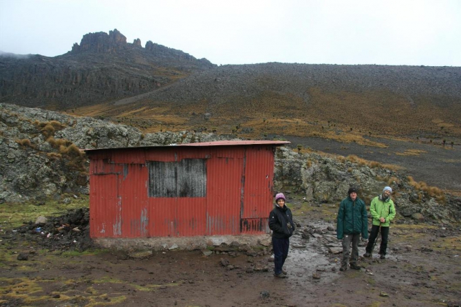 Гора Кения (Путешествие в колыбель Обамы - 4, Горный туризм, абердаре, батиан, африка)