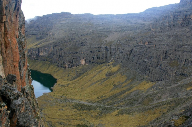 Гора Кения (Путешествие в колыбель Обамы - 4, Горный туризм, абердаре, батиан, африка)