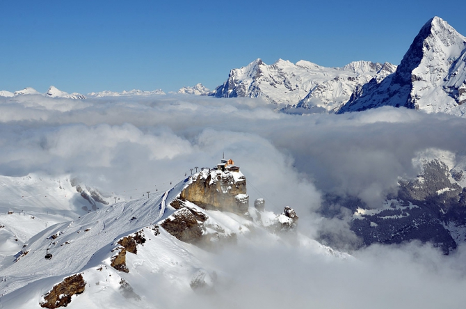 Powder Day Geographics: по следам агента 007 в Murren-Schilthorn (Бэккантри/Фрирайд, швейцария, катя коровина, андрей арсеев, алексей кислов, михаил малюгин, алексей логинов)