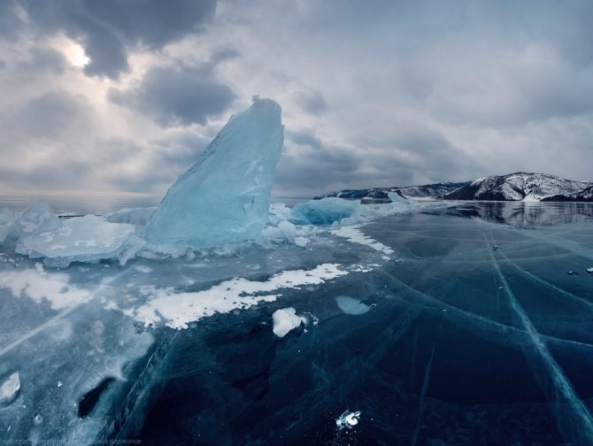 Экспедиция на коньках по льду Байкала (Бэккантри/Фрирайд, коньки, зима)
