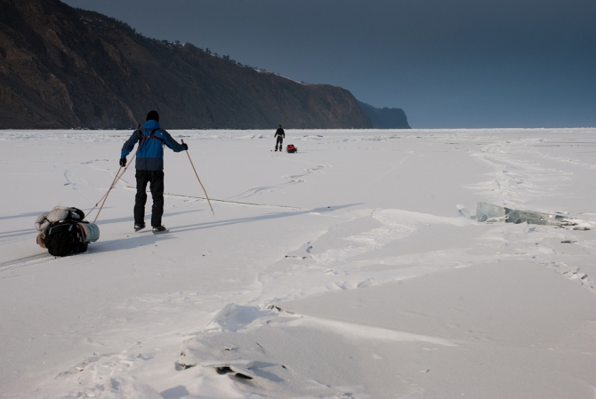 Экспедиция на коньках по льду Байкала (Бэккантри/Фрирайд, коньки, зима)