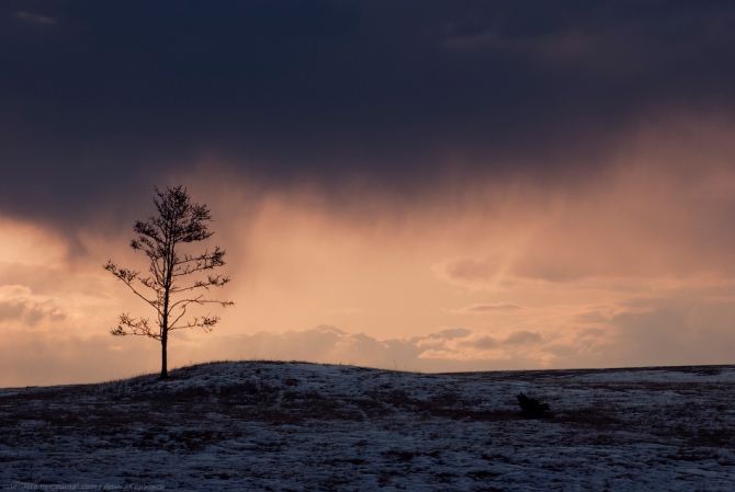 Экспедиция на коньках по льду Байкала (Бэккантри/Фрирайд, коньки, зима)