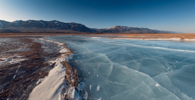 Экспедиция на коньках по льду Байкала (Бэккантри/Фрирайд, коньки, зима)