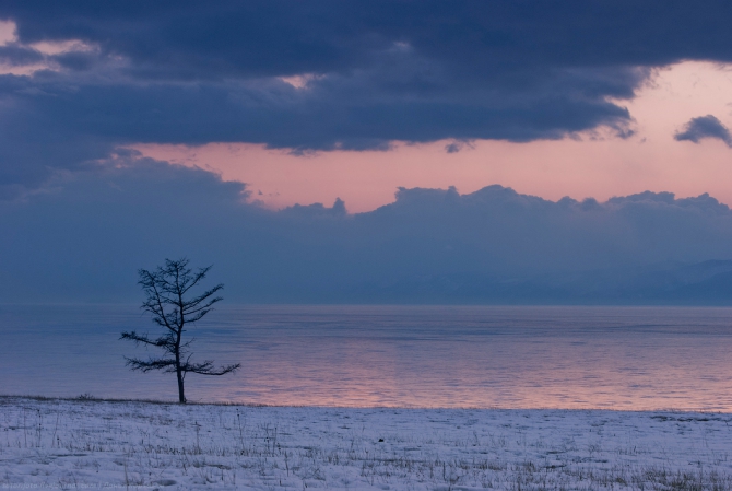 Экспедиция на коньках по льду Байкала (Бэккантри/Фрирайд, коньки, зима)