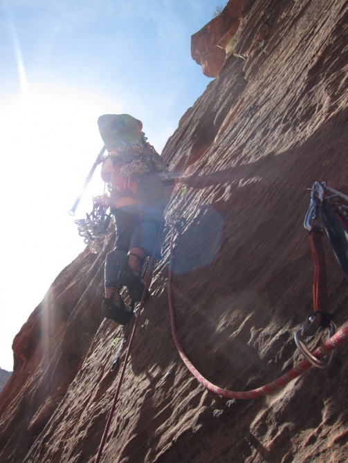 Zion Woman. Соревновательня часть на финишной прямой. (Альпинизм, zion women climbing fest)