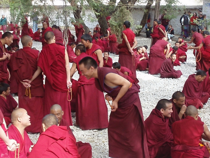 История про монахов монастыря Сера. Пасхальное повествование. (Путешествия, монастырь сера, лхасса, тибет)