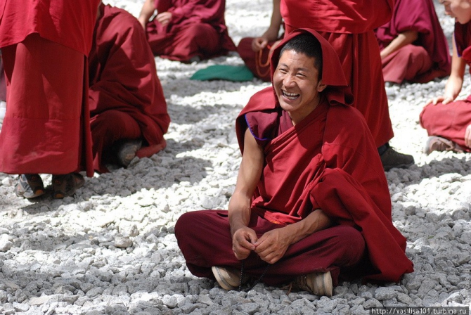 История про монахов монастыря Сера. Пасхальное повествование. (Путешествия, монастырь сера, лхасса, тибет)