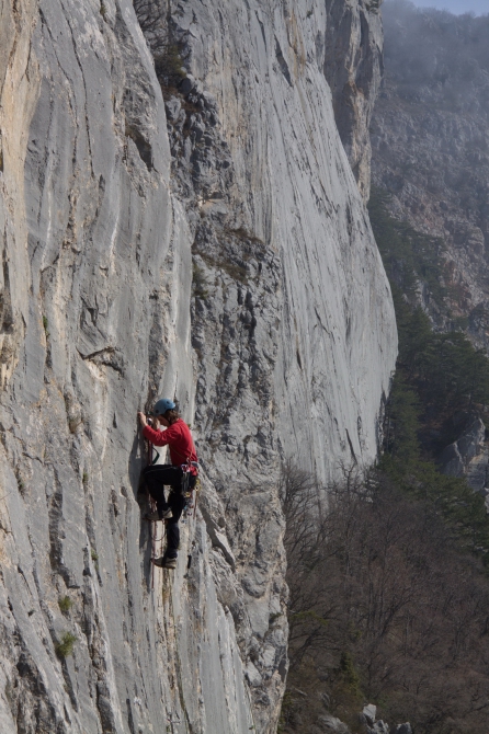 Вытяни - забивай - собери - разбери - спустись - поднимись - падай (падай?) - устал - спи. (Альпинизм, платформинг, фифинг, баулинг, "bigwall + ито", зуб морчеки, sivera team, интенсивный курс, сивера, нефедов, grivel, морчека, скалолазные маршруты, крым)