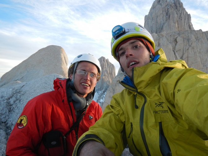 Patagonian werevolves (Альпинизм, first ascend, гуиламэ, дашкевич, sergey dashkevich, чалтен, первопроход, new route, manaraga-team, guillaumet, патагония)