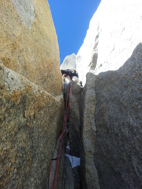 Patagonian werevolves (Альпинизм, first ascend, гуиламэ, дашкевич, sergey dashkevich, чалтен, первопроход, new route, manaraga-team, guillaumet, патагония)