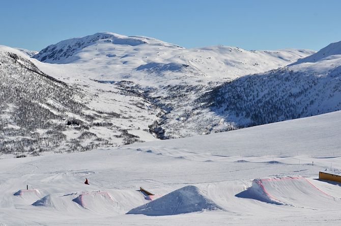Powder Day Geographics в Норвегии. Часть I. (Бэккантри/Фрирайд, норвегия, катя коровина, андрей арсеев, оксана чекулаева, максим ануфриков, михаил малюгин)