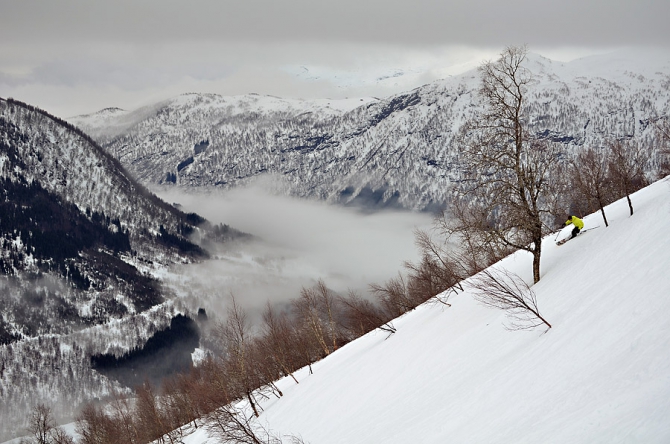 Powder Day Geographics в Норвегии. Часть I. (Бэккантри/Фрирайд, норвегия, катя коровина, андрей арсеев, оксана чекулаева, максим ануфриков, михаил малюгин)