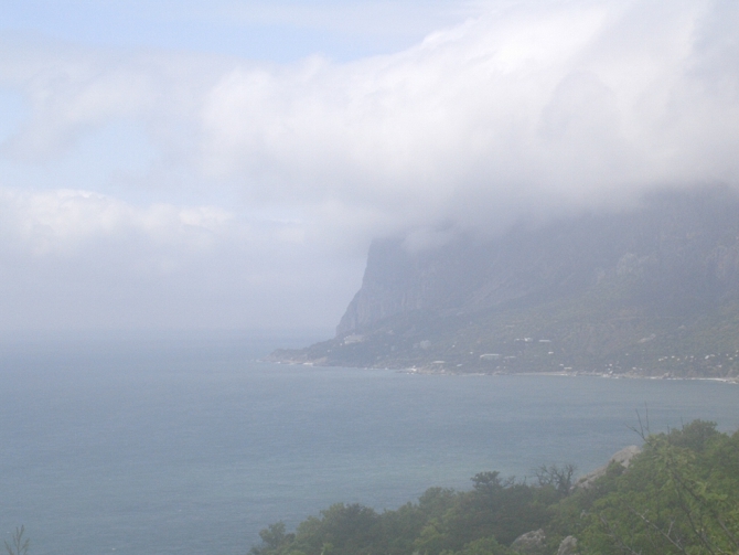 Нафталиновые буквы. "Шестерка". (Альпинизм, скалы у моря, графомания, напарник, крым)