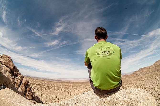 Оставляя суету городов... (Альпинизм, joshua tree, америка, zion women, джошуа)
