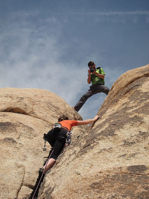 Оставляя суету городов... (Альпинизм, joshua tree, америка, zion women, джошуа)