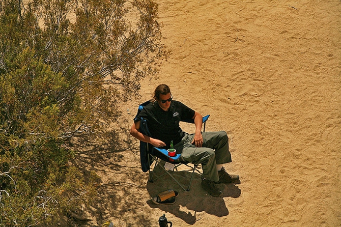 Оставляя суету городов... (Альпинизм, joshua tree, америка, zion women, джошуа)