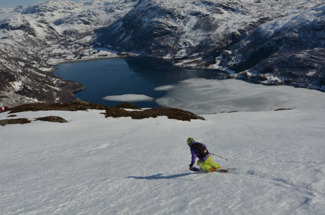 Powder Day Geographics в Норвегии. Часть II. (Бэккантри/Фрирайд, катя коровина, андрей арсеев, норвегия)