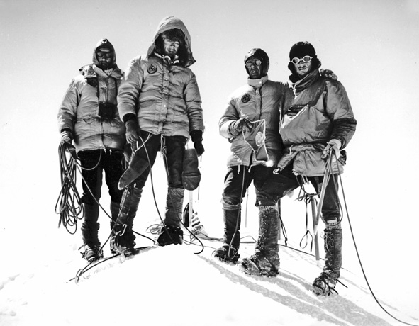 Архивные фотографии юбиляра. Владимиру Николаевичу Шатаеву 75 лет! (Альпинизм, категория трудности)