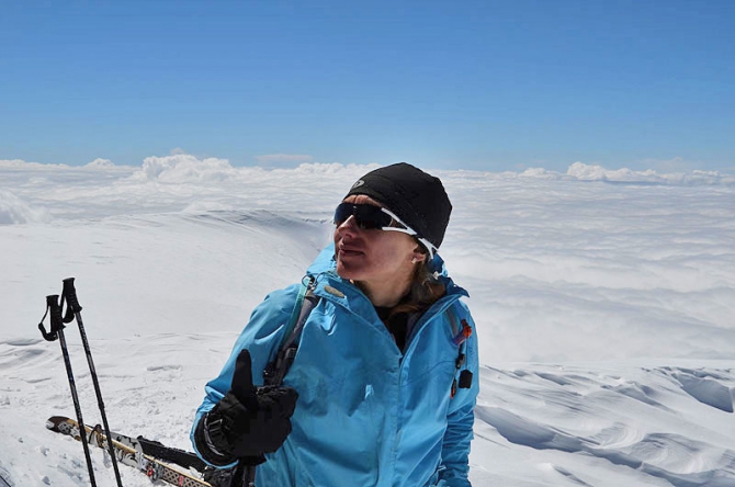 RedFox Elbrus Race и День Победы. Спасибо, что они подарили нам такой светлый праздник (Скайраннинг)