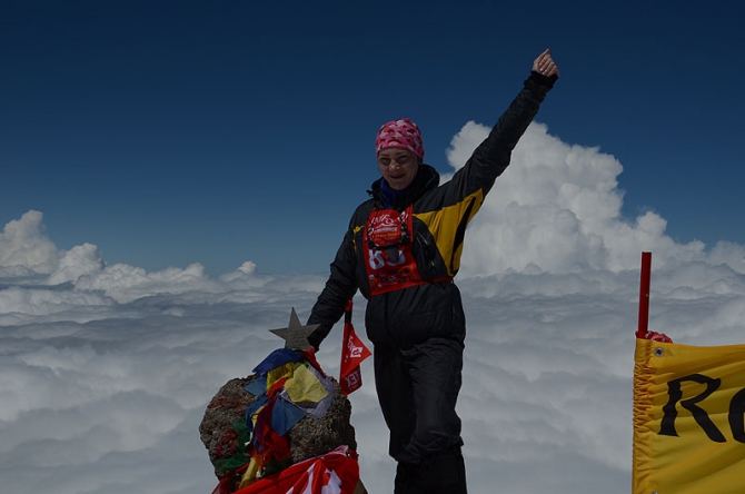 RedFox Elbrus Race и День Победы. Спасибо, что они подарили нам такой светлый праздник (Скайраннинг)