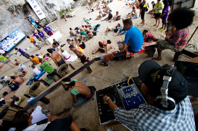 Фоторепортаж KRABI rock&fire international contest 2012 (Скалолазание, скалолазание, тайланд, тонсай)