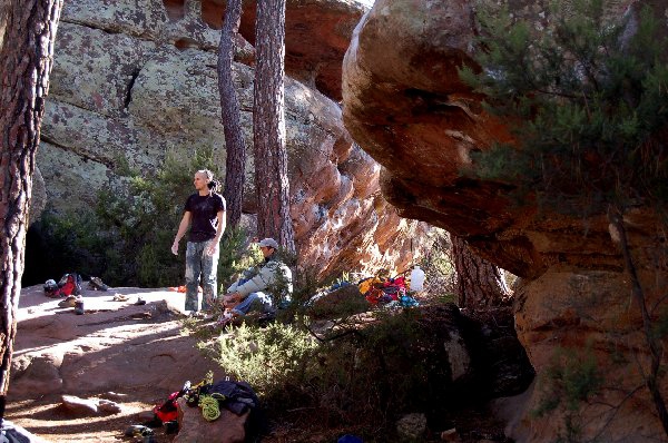 ALBARRACIN - Болдеринг в Испании. Клубный выезд 1 - 15 апреля (Скалолазание, альбаррасин, испания, мюнхен, dav-club-russland, сборы, горный клуб, скалолазание)