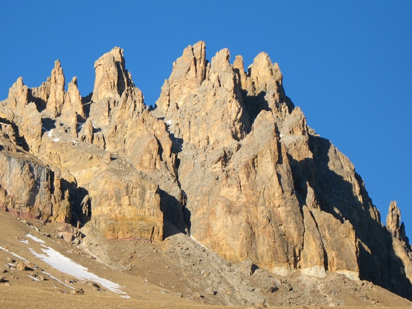 Скалы северного Приэльбрусья (Альпинизм, приэльбрусье, кавказ, тещины зубы)