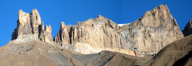 Скалы северного Приэльбрусья (Альпинизм, приэльбрусье, кавказ, тещины зубы)