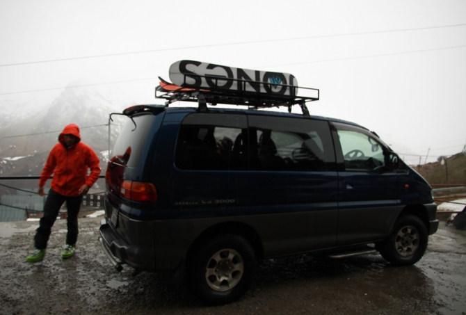 Ски-тур/ бэккантри на Казбеке (Бэккантри/Фрирайд, арчилу цинцадзе, чекулаева оксана)