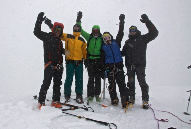 Ски-тур/ бэккантри на Казбеке (Бэккантри/Фрирайд, арчилу цинцадзе, чекулаева оксана)