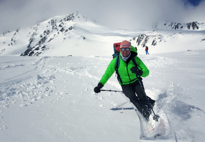 Ски-тур/ бэккантри на Казбеке (Бэккантри/Фрирайд, арчилу цинцадзе, чекулаева оксана)