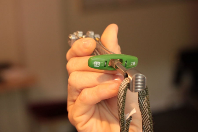 Отзыв на камы Rock Empire моделей Axel и MicroComet (Альпинизм, страховочные стройства, камалоты, френды, страховка, снаряжение, альпинизм)