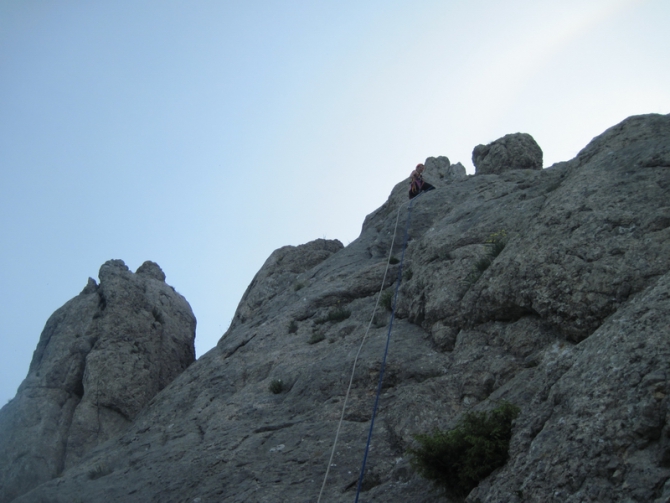 Повествование с цитатами из Н.Носова и картинками от участников "Как мы на "Незнаек" ходили". (Альпинизм, крым, скалолазание, "незнайки на луне")