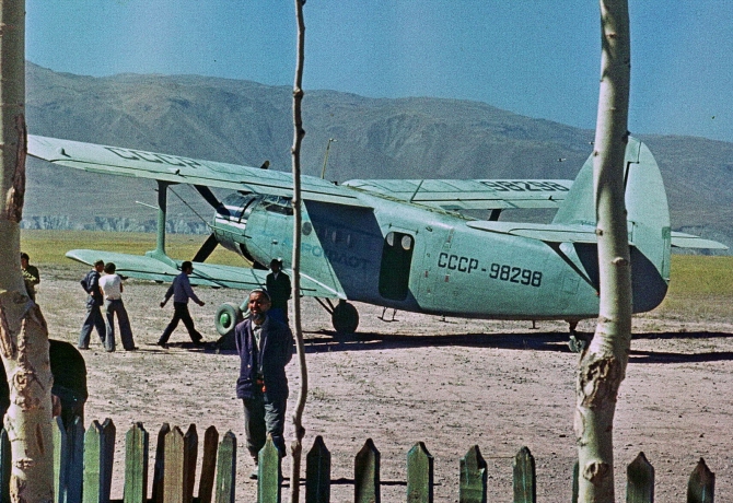 ЗОЛОТАЯ ОСЕНЬ НА ПАМИРЕ. (Горный туризм, маи)