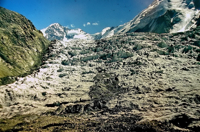 ЗОЛОТАЯ ОСЕНЬ НА ПАМИРЕ. (Горный туризм, маи)