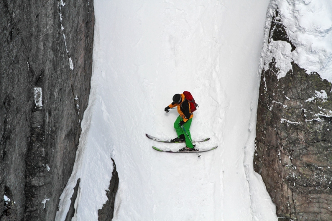 Беккантри-неделя Snow Sense в Хибинах (фоторепорт, Бэккантри/Фрирайд, хибины, кировск, snow sense team, цирк ганешина, лавинный кулуар, беккантри-лагерь)