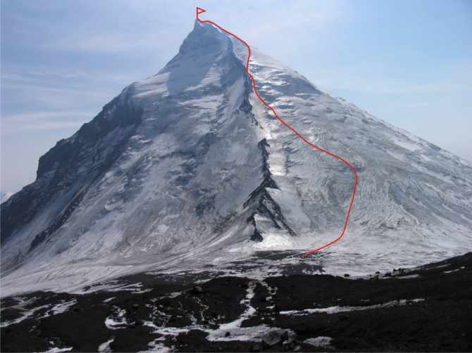 КАМЧАТКА 2012. Вершина Камень. Дневник экспедиции. Часть 1. (Альпинизм, в. камень, ключевская сопка, камчатская федерация альпинизма и скалолазания, поисково-спасательный отряд камчатского края)