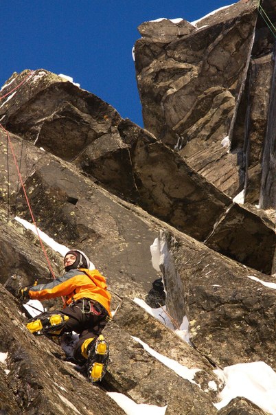 В поисках зимнего лазанья (Альпинизм, хибины, бастион вудьявра, вудъявра, вера, високосный день, headwall attack, сивера, sivera, sivera team, grivel, юкспор, скалы мгу, 2б, щель надежности, ребро жесткости, маршруты в хибинах, сотник, нефедов, романов, юшман)