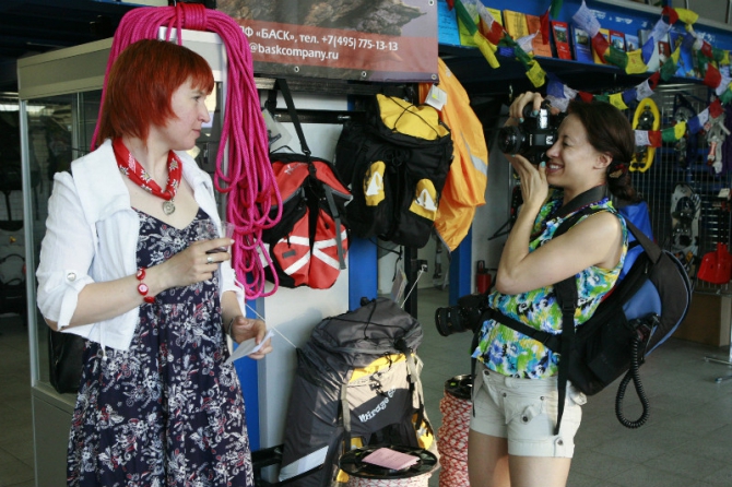 К сожаленью, день рождения только раз в году! (баск, юбилей, собрались)