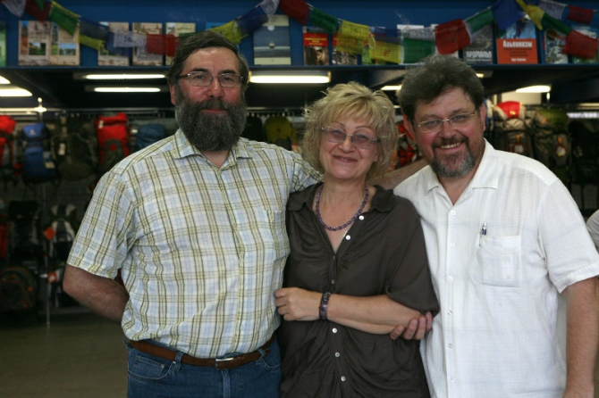 К сожаленью, день рождения только раз в году! (баск, юбилей, собрались)