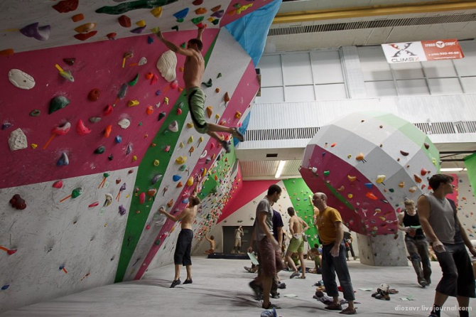 Black Diamond - технический спонсор Скалолазного Центра BigWall (Скалолазание, снаряжение)