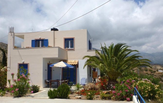 СЕМЬЯ МУРАДОВЫХ ВЫБИРАЕТ КРИТ! (Путешествия, каньонинг, canyoning)