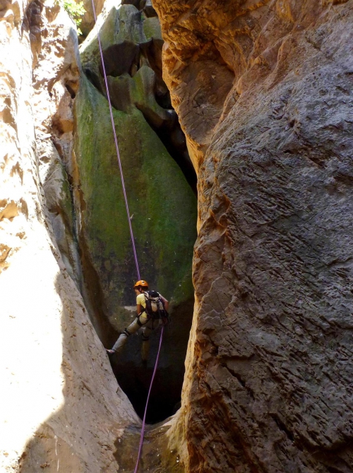 СЕМЬЯ МУРАДОВЫХ ВЫБИРАЕТ КРИТ! (Путешествия, каньонинг, canyoning)