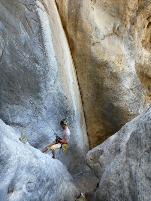 СЕМЬЯ МУРАДОВЫХ ВЫБИРАЕТ КРИТ! (Путешествия, каньонинг, canyoning)
