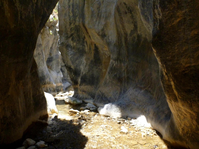 СЕМЬЯ МУРАДОВЫХ ВЫБИРАЕТ КРИТ! (Путешествия, каньонинг, canyoning)