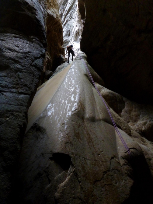 СЕМЬЯ МУРАДОВЫХ ВЫБИРАЕТ КРИТ! (Путешествия, каньонинг, canyoning)